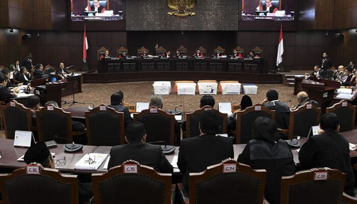 MK Sentil DPR: “Kalau UU Pers Sudah Kuat, Kenapa Wartawan Masih Harus Dilindungi MoU?”