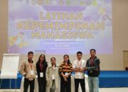 Enam Mahasiswa Unika Weetebula Ikuti LKM APTIK di Surabaya, Perkuat Wawasan Kepemimpinan dan Analisis Sosial