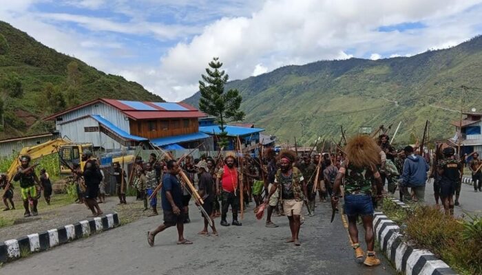 Bentrok Dua Kubu di Puncak Jaya, Satu Tewas dan Empat Luka Akibat Serangan Panah