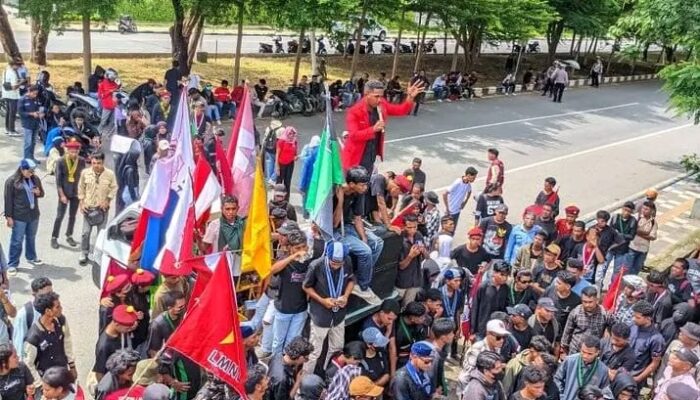 GMNI Kupang Meledak: Desak Polres Matim Bongkar Skandal Besi 18 Ton. “Jika Ada Oknum Polisi Terlibat, Proses Hukum Harus Jalan!”